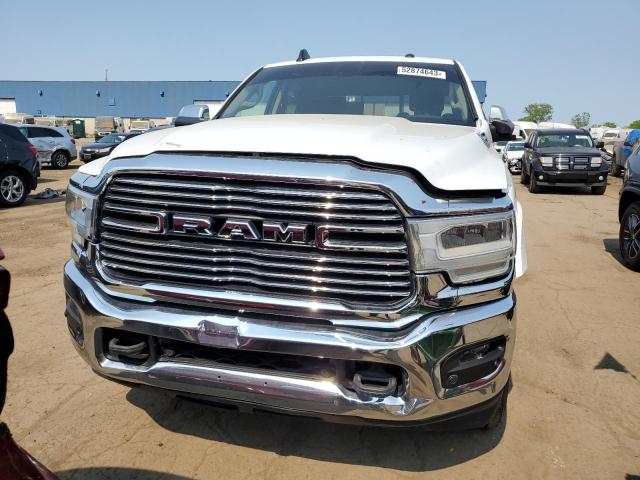 3C6UR5FL0MG675846 - 2021 RAM 2500 LARAMIE WHITE photo 5