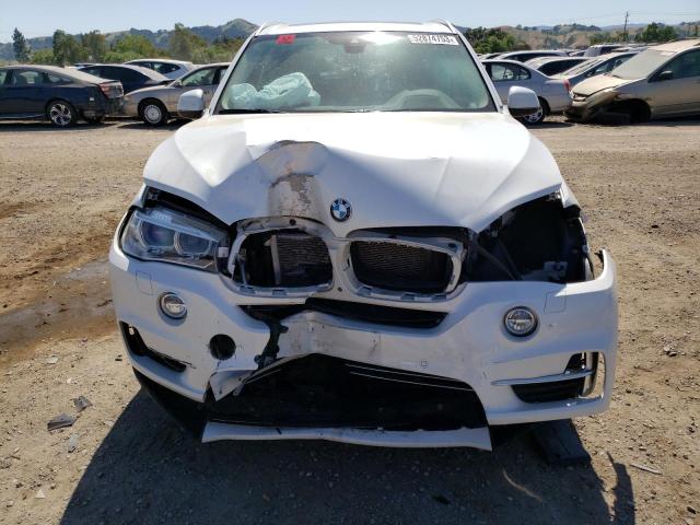 5UXKR6C57G0J83267 - 2016 BMW X5 XDRIVE50I WHITE photo 5