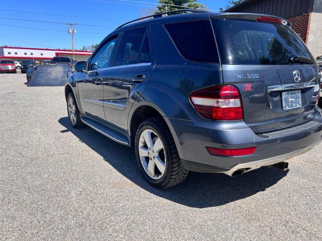 4JGBB8GB9AA560955 - 2010 MERCEDES-BENZ ML 350 4MATIC BLUE photo 4
