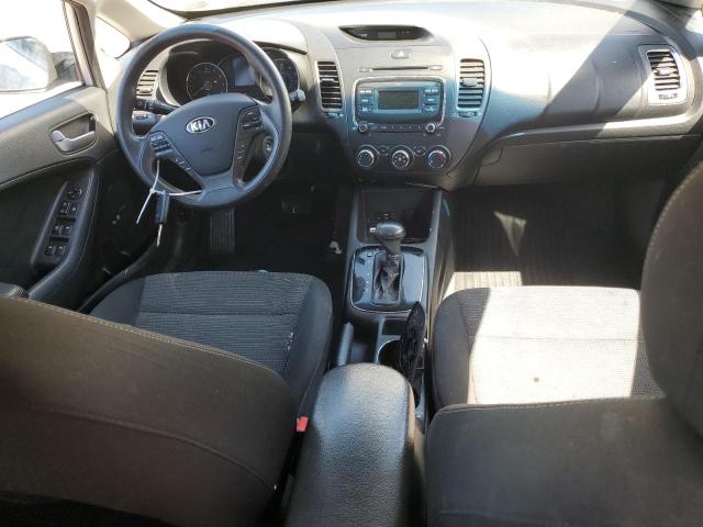 3KPFK4A7XJE246389 - 2018 KIA FORTE LX SILVER photo 8