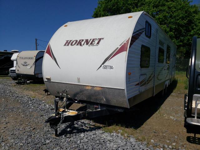 4YDT32B25B7201074 - 2011 KEYSTONE HORNET WHITE photo 2