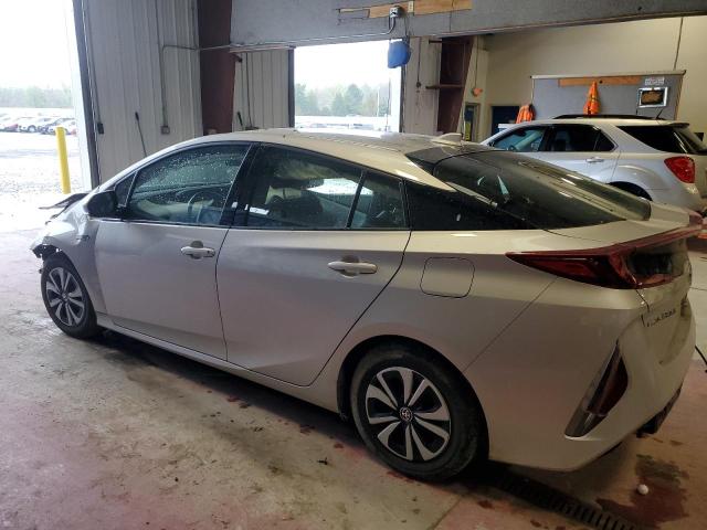 JTDKARFP4J3089988 - 2018 TOYOTA PRIUS PRIM 银色 照片 2