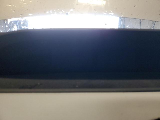 JTDKARFP4J3089988 - 2018 TOYOTA PRIUS PRIM 银色 照片 9