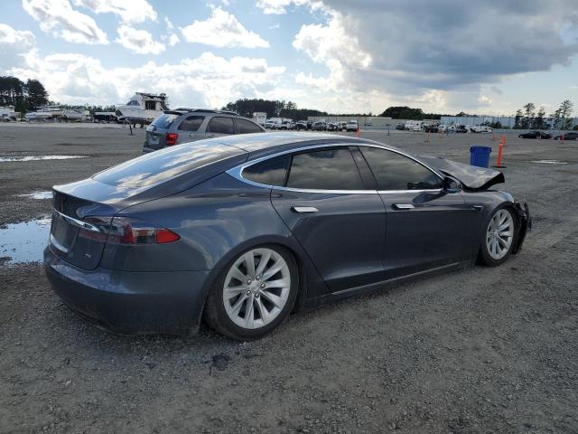 5YJSA1E15HF225220 - 2017 TESLA MODEL S GRAY photo 3