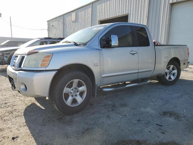 2004 NISSAN TITAN XE, 