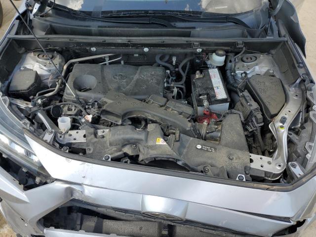 JTMH1RFV3KD006197 - 2019 TOYOTA RAV4 LE SILVER photo 12