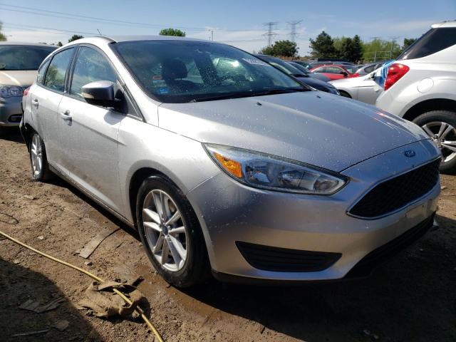 1FADP3K21GL310945 - 2016 FORD FOCUS SE SILVER photo 4