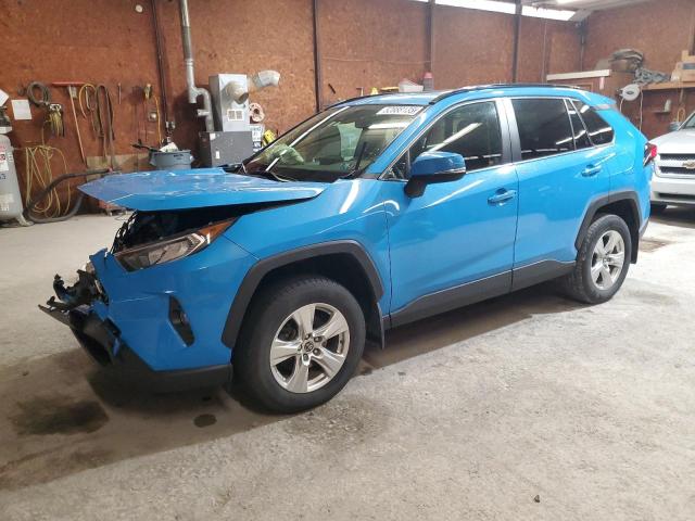 2019 TOYOTA RAV4 XLE, null