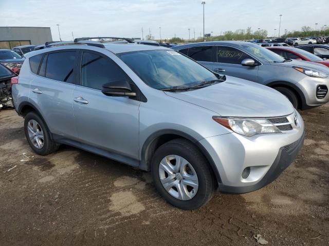 JTMBFREV0FJ049492 - 2015 TOYOTA RAV4 LE SILVER photo 4