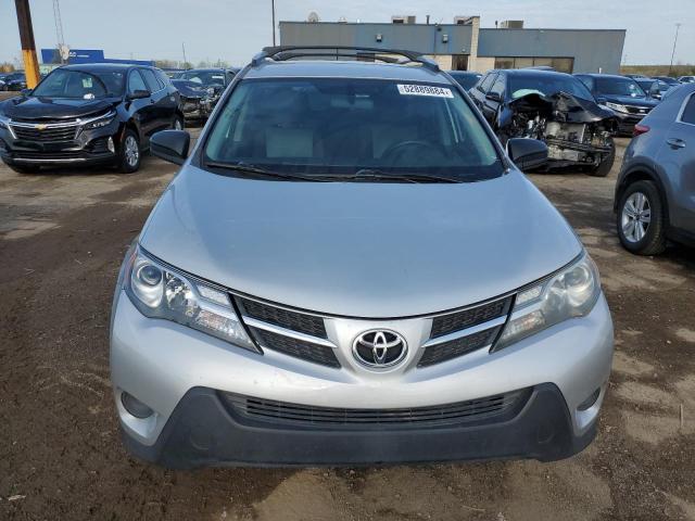 JTMBFREV0FJ049492 - 2015 TOYOTA RAV4 LE SILVER photo 5