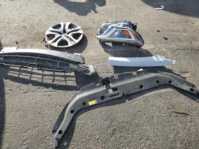 2T3BFREVXGW505291 - 2016 TOYOTA RAV4 LE SILVER photo 13