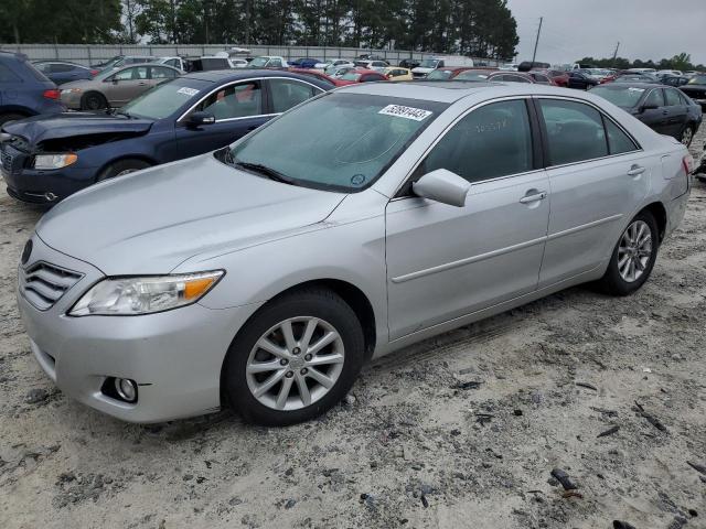 4T1BK3EKXAU115726 - 2010 TOYOTA CAMRY SE SILVER photo 1