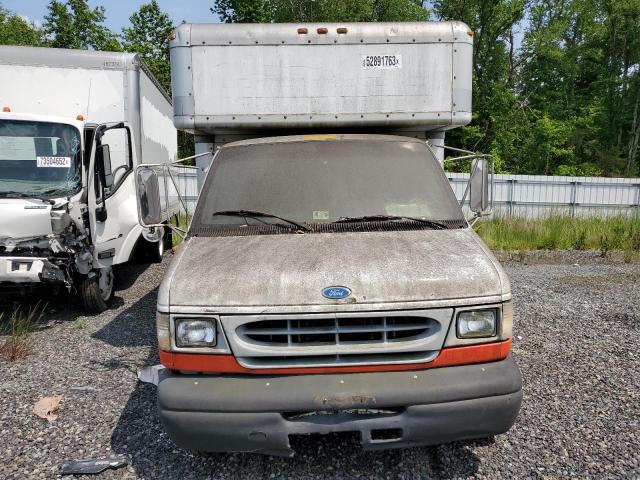 1FDKE37S3VHB25405 - 1997 FORD ECONOLINE E350 CUTAWAY VAN WHITE photo 5