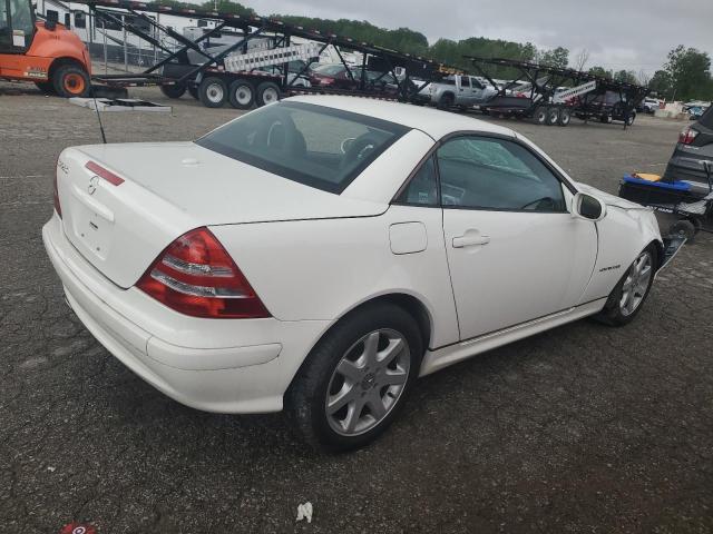 WDBKK49F33F284550 - 2003 MERCEDES-BENZ SLK 230 KOMPRESSOR WHITE photo 3