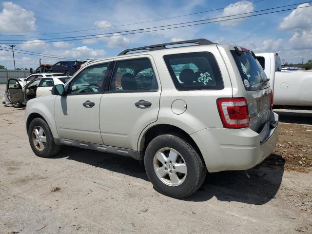 1FMCU02799KC96807 - 2009 FORD ESCAPE XLS SILVER photo 2