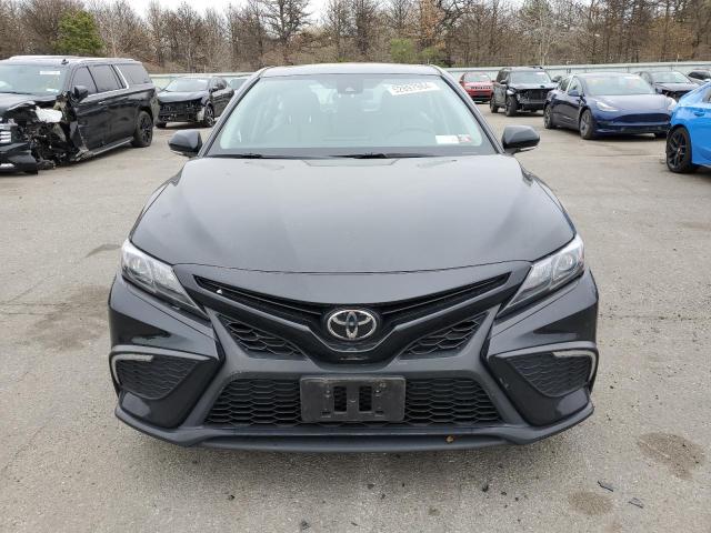 4T1G11BK4PU073421 - 2023 TOYOTA CAMRY SE NIGHT SHADE BLACK photo 5