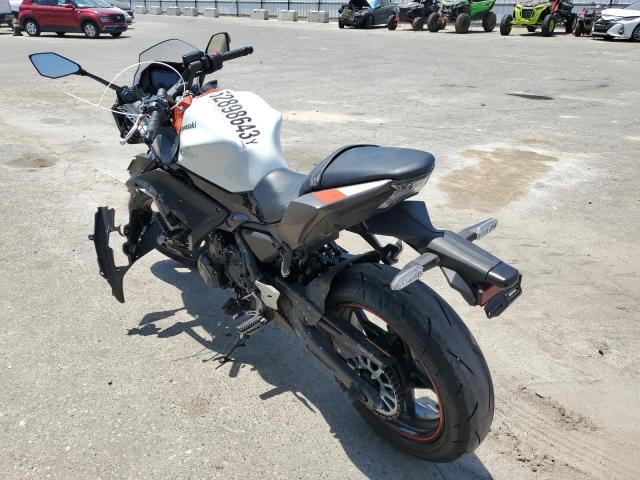 ML5EXER19PDA88153 - 2023 KAWASAKI EX650 R Қара фото 3