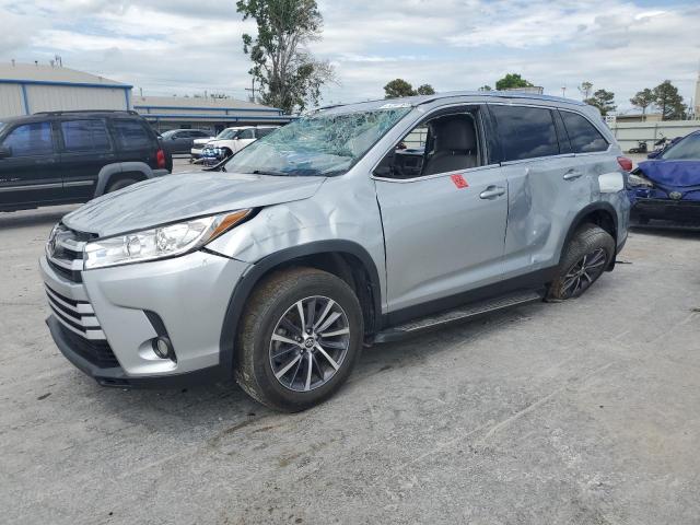 2019 TOYOTA HIGHLANDER SE, 