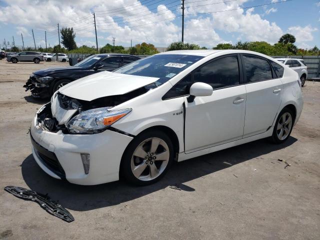 JTDKN3DUXD1671085 - 2013 TOYOTA PRIUS WHITE photo 1