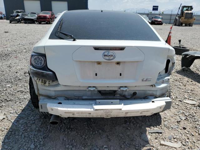 JTKJF5C70GJ024658 - 2016 TOYOTA SCION TC 白色 照片 6