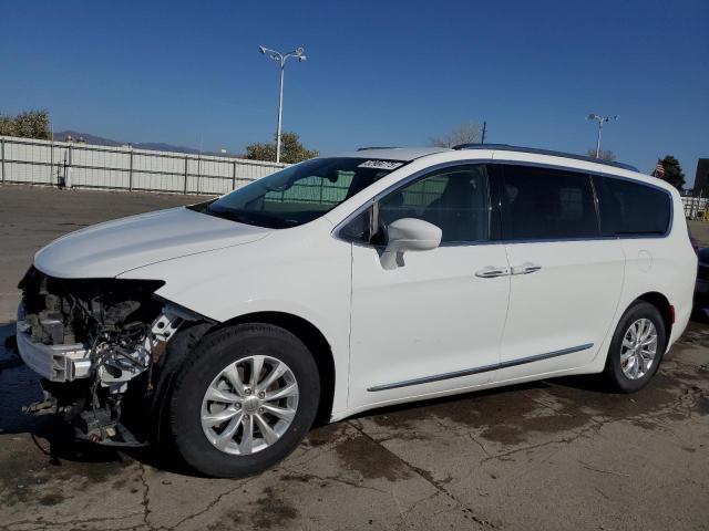 2C4RC1BG7KR650905 - 2019 CHRYSLER PACIFICA TOURING L WHITE photo 1