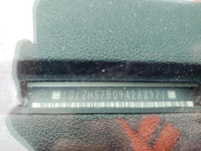 1G1ZH57B094268971 - 2009 CHEVROLET MALIBU 1LT WHITE photo 12