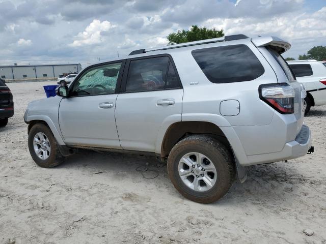 JTENU5JR6N6012349 - 2022 TOYOTA 4RUNNER SR5/SR5 PREMIUM 银色 照片 2