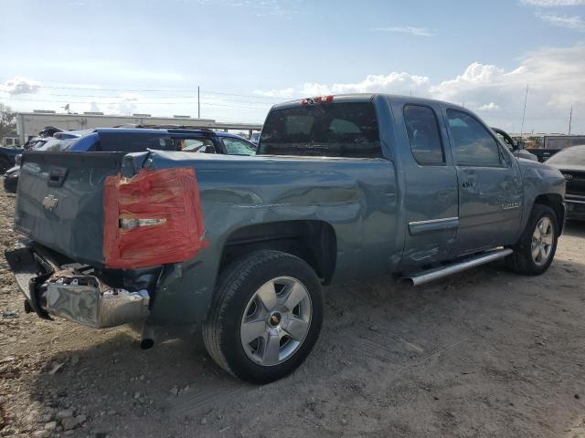 1GCRCSE02BZ175688 - 2011 CHEVROLET SILVERADO C1500 LT BLUE photo 3