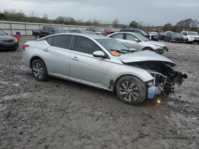 1N4BL4BV9KC246195 - 2019 NISSAN ALTIMA S SILVER photo 4