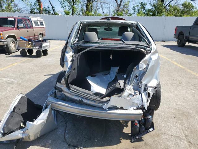 1G1JB5SHXJ4136217 - 2018 CHEVROLET SONIC LS ვერცხლისფერი ფოტო 6