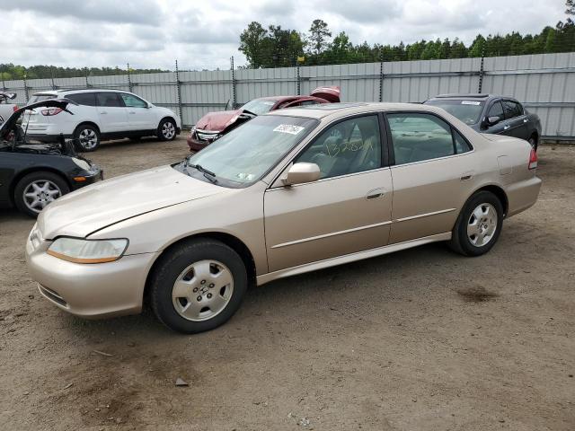 1HGCG165X2A044782 - 2002 HONDA ACCORD EX GOLD photo 1