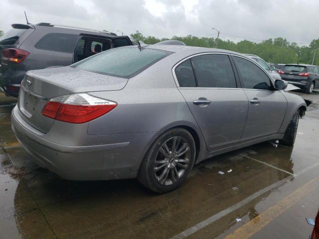 KMHGC4DE2BU138536 - 2011 HYUNDAI GENESIS 3.8L SILVER photo 3