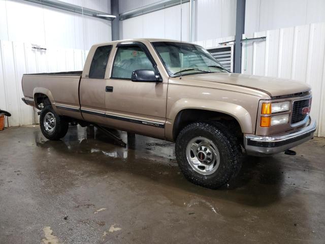 1GTGK29JXVE531748 - 1997 GMC SIERRA K2500 TAN photo 4