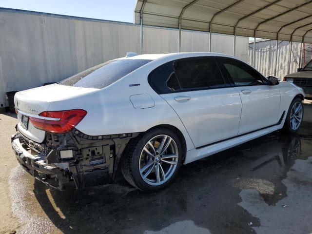 WBA7J2C55JG938256 - 2018 BMW 740 XE WHITE photo 3