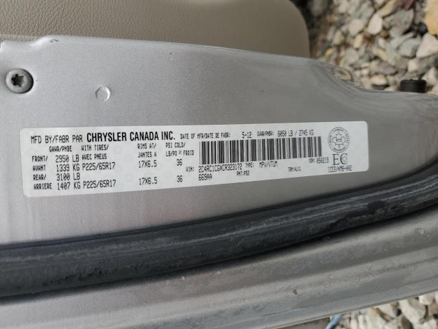 2C4RC1CGXCR323172 - 2012 CHRYSLER TOWN & COU TOURING L SILVER photo 13