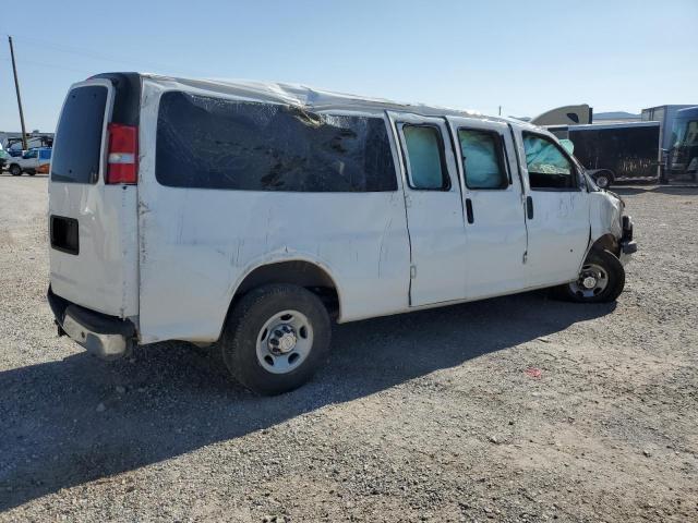 1GAZGPF1XJ1341180 - 2018 CHEVROLET EXPRESS G3 LT WHITE photo 3