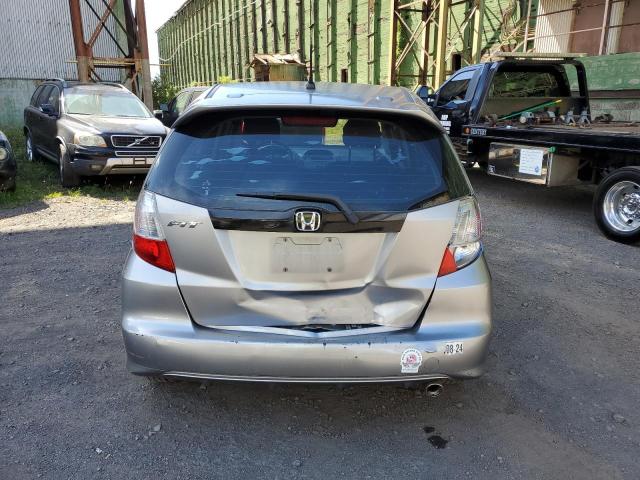 JHMGE87499S014549 - 2009 HONDA FIT SPORT SILVER photo 6