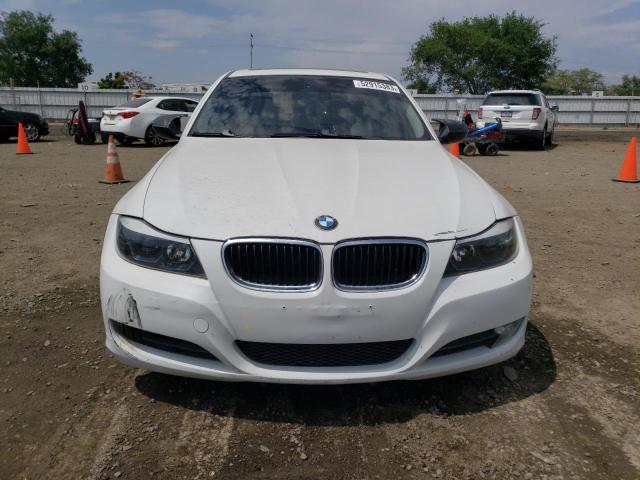 WBAPH53579A438398 - 2009 BMW 328 I SULEV WHITE photo 5