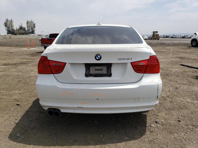 WBAPH53579A438398 - 2009 BMW 328 I SULEV WHITE photo 6