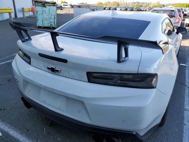 1G1FJ1R66J0162715 - 2018 CHEVROLET CAMARO ZL1 白色 照片 6