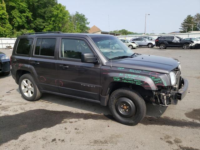 1C4NJRFB9FD425329 - 2015 JEEP PATRIOT LATITUDE GRAY photo 4