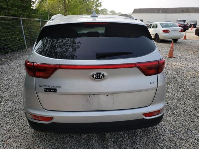 KNDPNCAC4K7592099 - 2019 KIA SPORTAGE EX SILVER photo 6