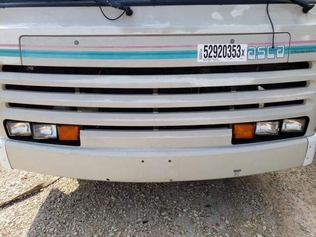 1GBKP37N0P3307897 - 1993 CHEVROLET MOTORHOME WHITE photo 7