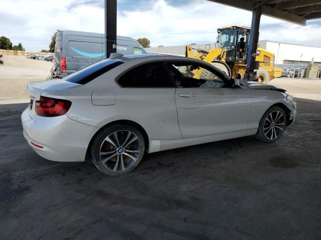 WBA1F9C57GV545699 - 2016 BMW 228 I SULEV WHITE photo 3