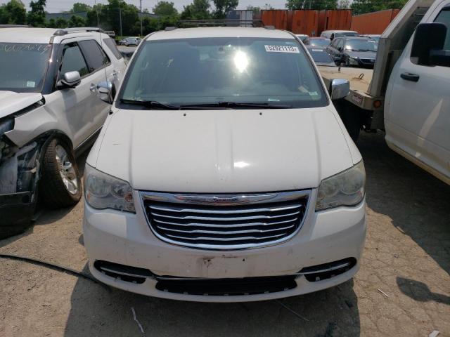 2A4RR8DG1BR714421 - 2011 CHRYSLER TOWN & COU TOURING L WHITE photo 5