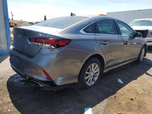 5NPE24AF1JH688329 - 2018 HYUNDAI SONATA SE GRAY photo 3