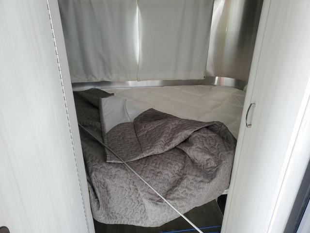 1STHRAC17GJ535027 - 2016 AIRS CAMPER ვერცხლისფერი ფოტო 6