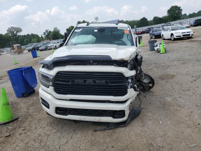 3C6UR5FL1NG411438 - 2022 RAM 2500 LARAMIE WHITE photo 5