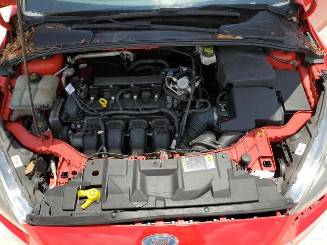 1FADP3H29HL275158 - 2017 FORD FOCUS SEL RED photo 11