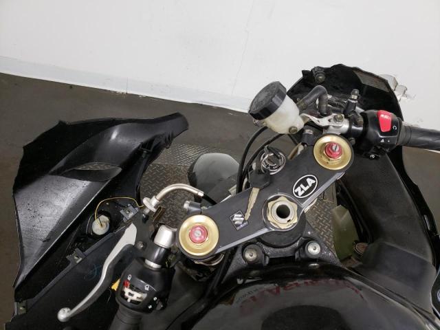 JS1GT75A442102597 - 2004 SUZUKI GSX-R1000 BLACK photo 8